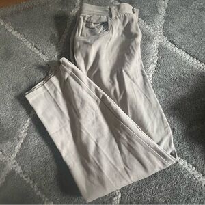 Jones New York Gray Chinos Smooth Cotton Texture